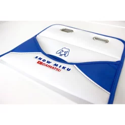 New 😉 DBC X Hatsune Miku Snow Miku Car Seat Tissue Case 😀 -Hatsune Miku Figure c5599f20f7fe44eab1c552f111366a6b.jpg